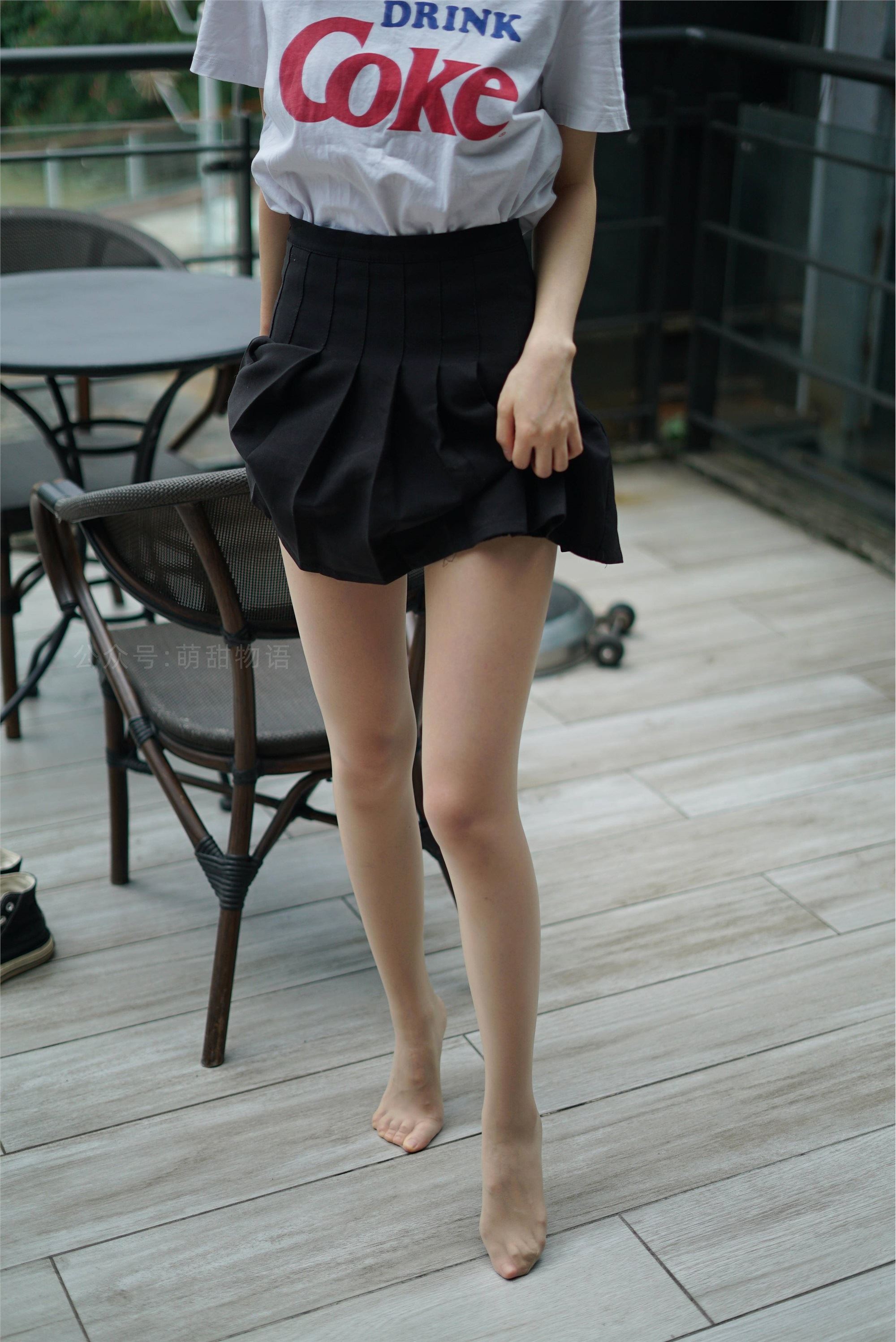 萌甜物语 XM107《清纯百褶裙-腿腿》